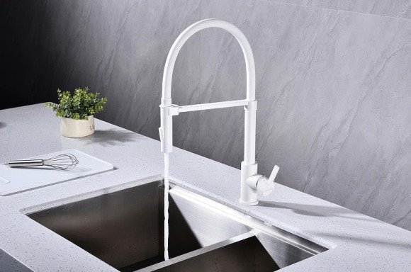 Смеситель для кухни Paulmark Halt Ha214021-431 Белый матовый