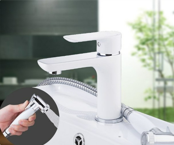 Смеситель для раковины Gappo G48 G1048-1 с гигиеническим душем Белый Хром