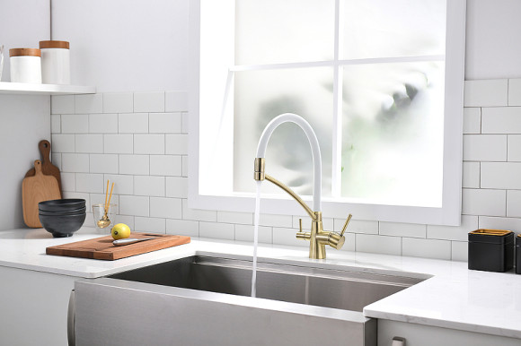 Смеситель для кухни Paulmark Siegen Si213111-BRw Бронза Белый Смеситель для кухни Paulmark Siegen Si213111-BRw Бронза Белый