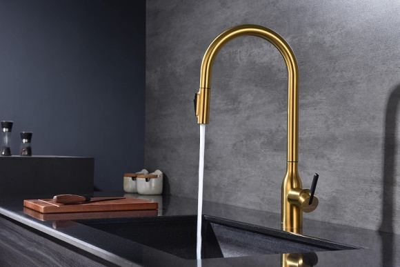 Смеситель для кухни Paulmark Universal Un213880-BG Брашированное золото Смеситель для кухни Paulmark Universal Un213880-BG Брашированное золото