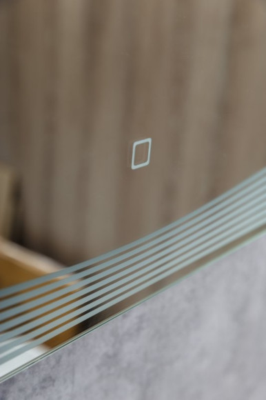 Зеркало BelBagno SPC-LNS 70 с сенсорным выключателем с подсветкой