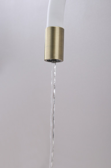 Смеситель для кухни Paulmark Salix Sa213419-BRw Бронза Белый