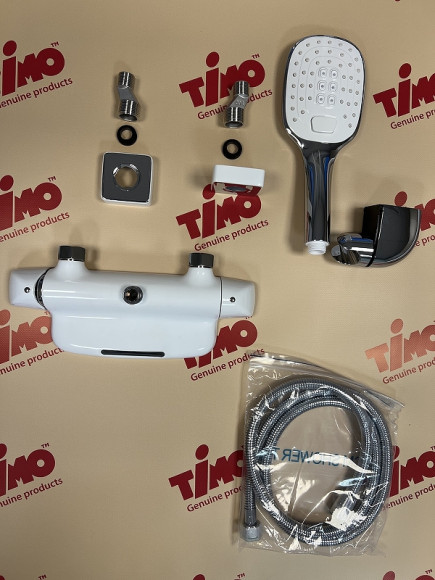 Смеситель для ванны Timo Helmi 4024/00-16Y Хром Белый