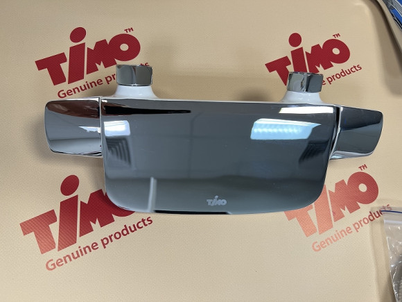 Смеситель для ванны Timo Helmi 4024/00-16Y Хром Белый