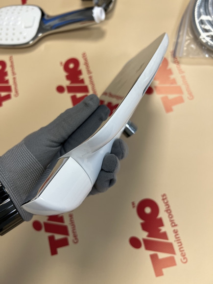 Смеситель для ванны Timo Helmi 4024/00-16Y Хром Белый