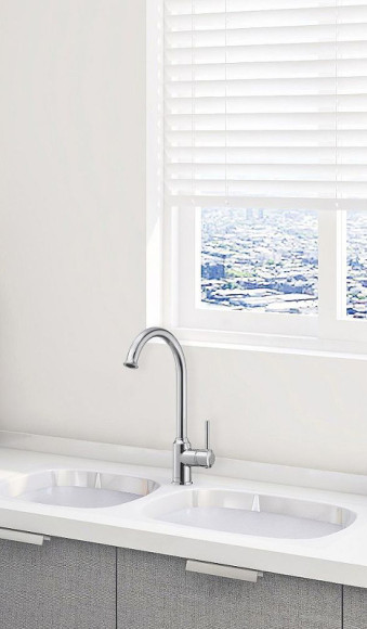 Смеситель для кухни Swedbe Selene 7440 Хром Смеситель для кухни Swedbe Selene 7440 Хром