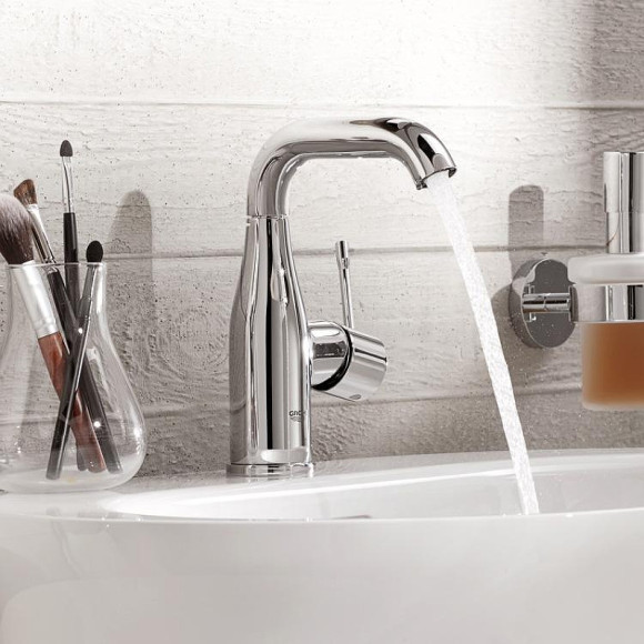 Смеситель для раковины Grohe Essence+ 23463001 Хром Смеситель для раковины Grohe Essence+ 23463001 Хром