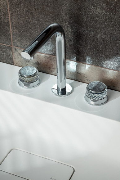 Смеситель для раковины Boheme Aura 152-CR-A Хром