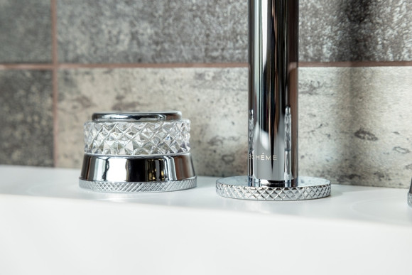 Смеситель для раковины Boheme Aura 152-CR-A Хром