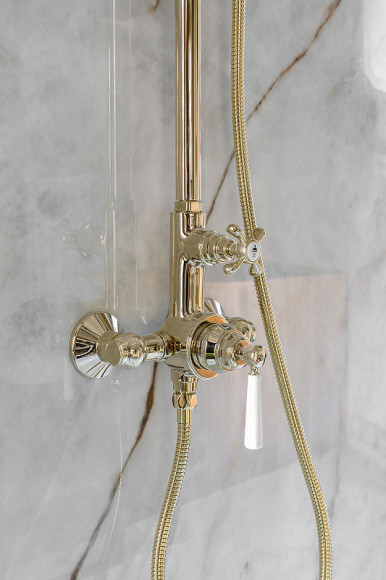 Душевая система Jacob Delafon Cleo 1889 E24311-BGG Золото глянцевое Душевая система Jacob Delafon Cleo 1889 E24311-BGG Золото глянцевое