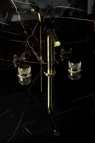 Смеситель для раковины Boheme Aura 152-G-A Золото