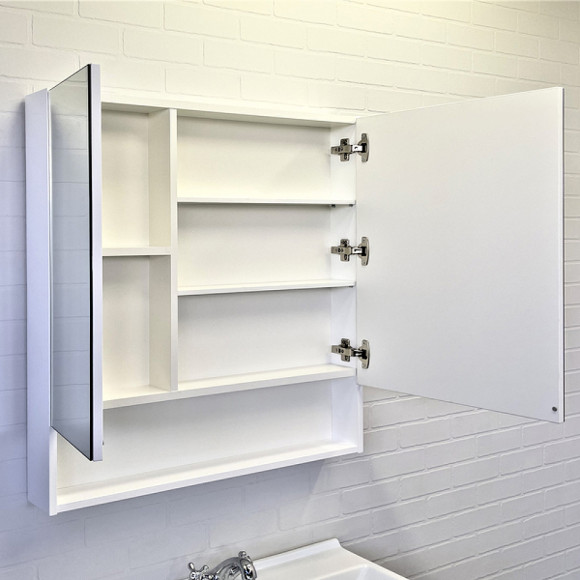 Зеркальный шкаф Comforty Никосия 80 00-00011198 Белый глянцевый Зеркальный шкаф Comforty Никосия 80 00-00011198 Белый глянцевый