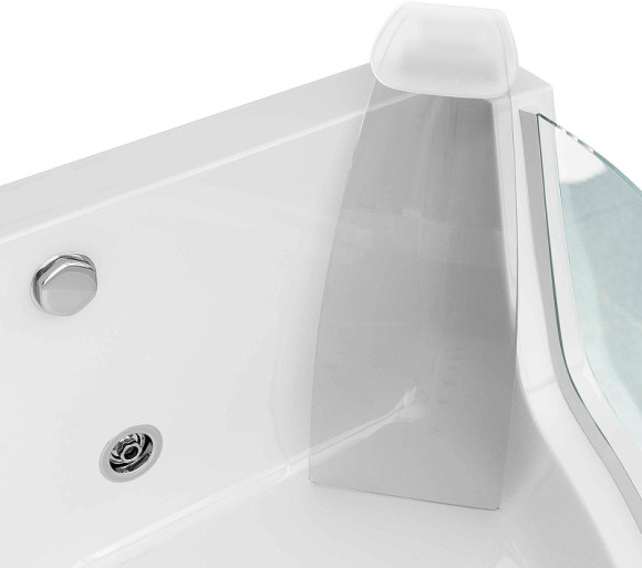 Акриловая ванна Grossman 150х150 GR-15000-1 с гидромассажем Акриловая ванна Grossman 150х150 GR-15000-1 с гидромассажем