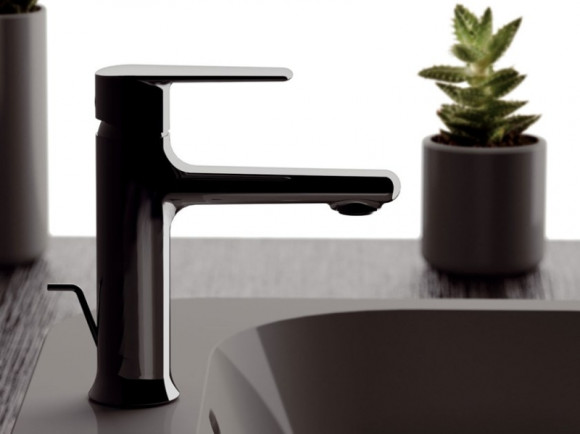 Смеситель для раковины Remer Vanity V10 Хром Смеситель для раковины Remer Vanity V10 Хром