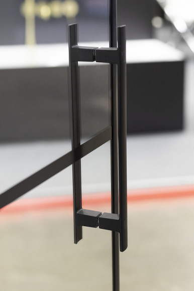 Душевой уголок Niagara Nova 120х80 NG-0220-08 профиль Черный стекло прозрачное Душевой уголок Niagara Nova 120х80 NG-0220-08 профиль Черный стекло прозрачное