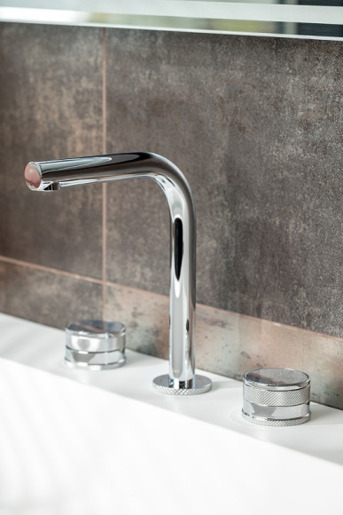 Смеситель для раковины Boheme Prestige 152-CR-PR Хром