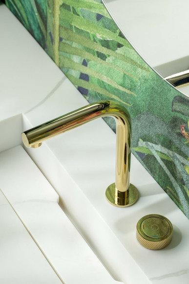 Смеситель для раковины Boheme Tech 158-G Золото