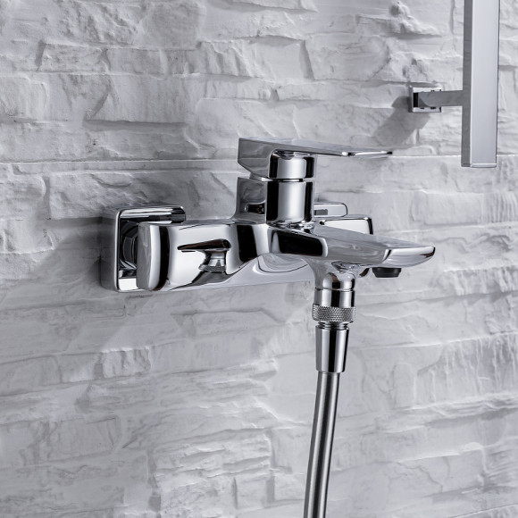 Смеситель для ванны Allen Brau Infinity 5.21006-31 Черный матовый Смеситель для ванны Allen Brau Infinity 5.21006-31 Черный матовый