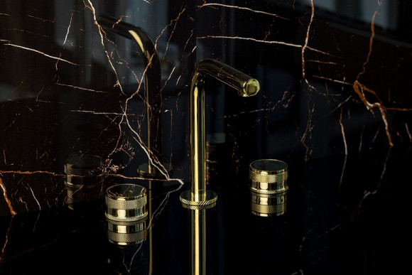 Смеситель для раковины Boheme Prestige 152-G-PR Золото