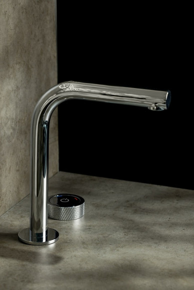 Смеситель для раковины Boheme Tech 158-CR Хром