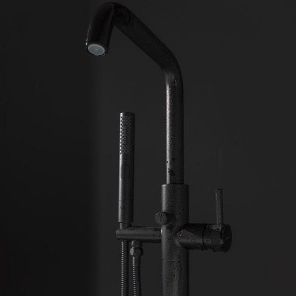 Смеситель для ванны Allen Brau Priority 5.31008-31 Черный матовый Смеситель для ванны Allen Brau Priority 5.31008-31 Черный матовый