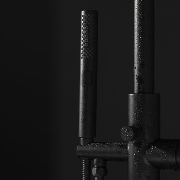 Смеситель для ванны Allen Brau Priority 5.31008-31 Черный матовый Смеситель для ванны Allen Brau Priority 5.31008-31 Черный матовый