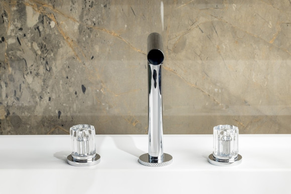 Смеситель для раковины Boheme Elegante 152-CR-EL Хром