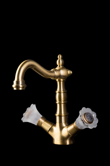 Смеситель для раковины Boheme Camelia 312 Бронза