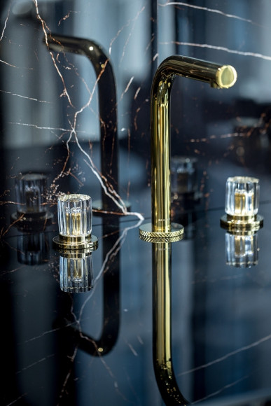 Смеситель для раковины Boheme Elegante 152-G-EL Золото