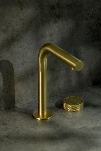 Смеситель для раковины Boheme Tech 158-MG Золото матовое Смеситель для раковины Boheme Tech 158-MG Золото матовое