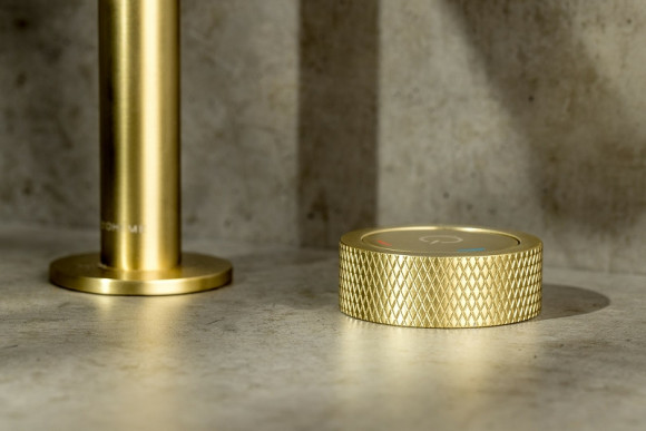 Смеситель для раковины Boheme Tech 158-MG Золото матовое Смеситель для раковины Boheme Tech 158-MG Золото матовое