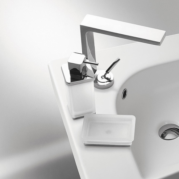 Дозатор для жидкого мыла Colombo Design Lulu B9322.CR-VAN Хром