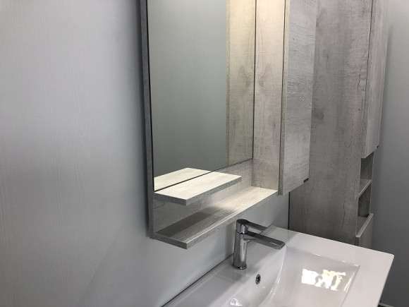 Зеркало со шкафом Comforty Верона 75 00004137100 Дуб белый