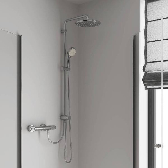 Душевая система Grohe Tempesta Cosmopolitan 26675000 Хром Душевая система Grohe Tempesta Cosmopolitan 26675000 Хром