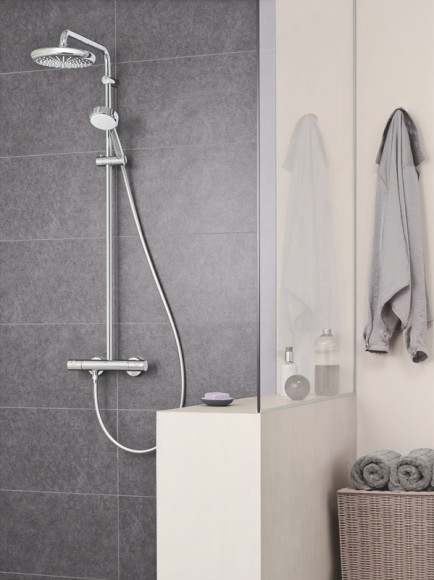 Душевая система Grohe Tempesta Cosmopolitan 27922001 с термостатом Хром