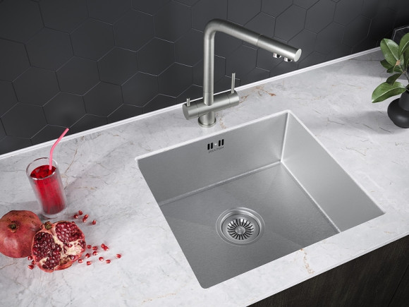 Кухонная мойка Paulmark Vista 44 PM304444-BS Брашированная сталь