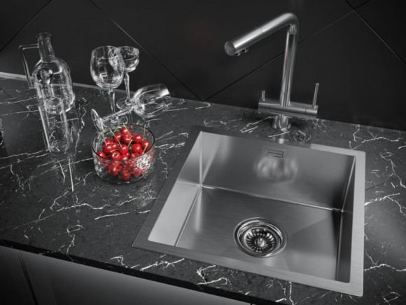 Кухонная мойка Paulmark Aller 44 Uni PM904444-BS Брашированная сталь Кухонная мойка Paulmark Aller 44 Uni PM904444-BS Брашированная сталь
