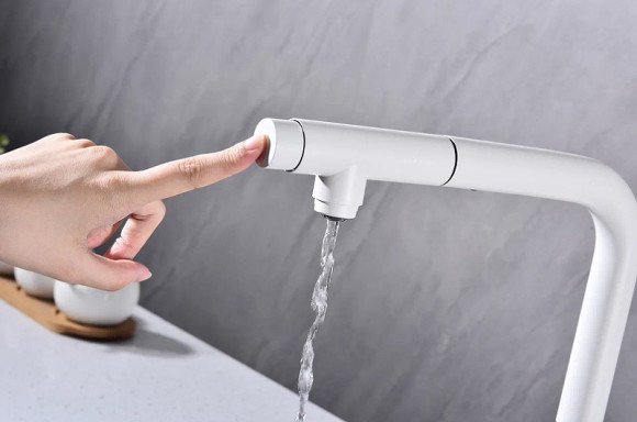 Смеситель для кухни Paulmark Urban Ur213104-431 Белый матовый