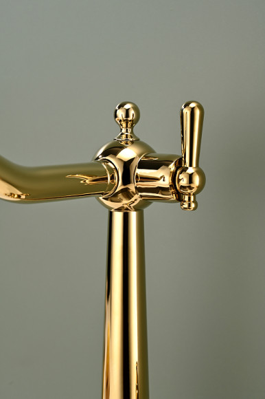 Смеситель для кухни Paulmark Retro Re213226-G Золото Смеситель для кухни Paulmark Retro Re213226-G Золото