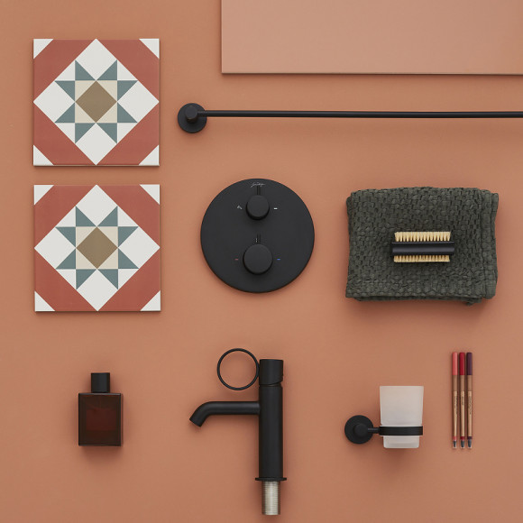 Смеситель для раковины Jacob Delafon Vivienne Signature E38682-LB2-BL Черный матовый