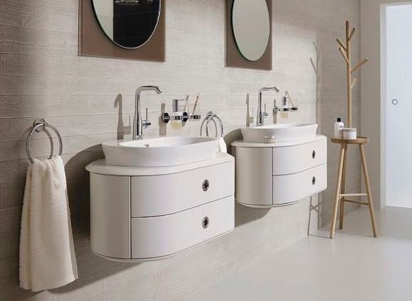 Смеситель для раковины Grohe Essence+ 23541001 Хром Смеситель для раковины Grohe Essence+ 23541001 Хром