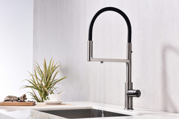 Смеситель для кухни Paulmark Tornado To213402-B Беретта