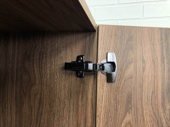 Шкаф пенал Comforty Бордо 40 00-00007266 подвесной Дуб темно-коричневый Шкаф пенал Comforty Бордо 40 00-00007266 подвесной Дуб темно-коричневый