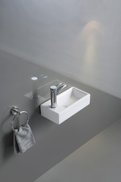 Раковина CeramaLux 40 9048DR Белая