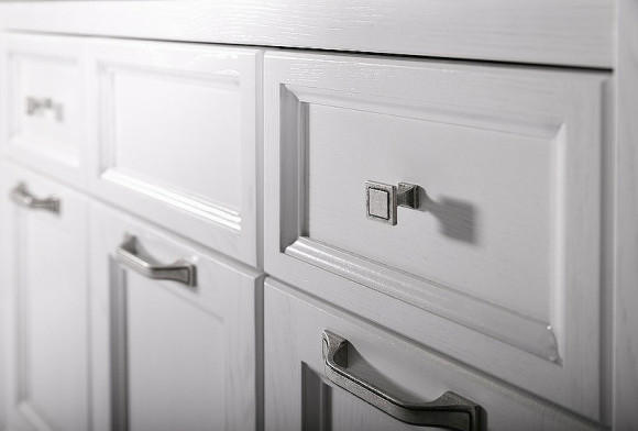 Комплект мебели для ванной ASB-Woodline Гранда 105 Белый с патиной Серебро