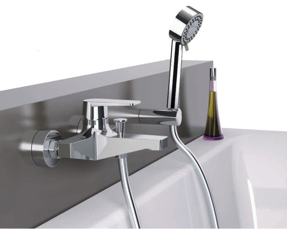 Смеситель для ванны Remer Dream D02 Хром Смеситель для ванны Remer Dream D02 Хром