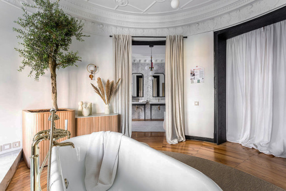 Смеситель для ванны Jacob Delafon Cleo 1889 E24314-BGG Золото глянцевое Смеситель для ванны Jacob Delafon Cleo 1889 E24314-BGG Золото глянцевое