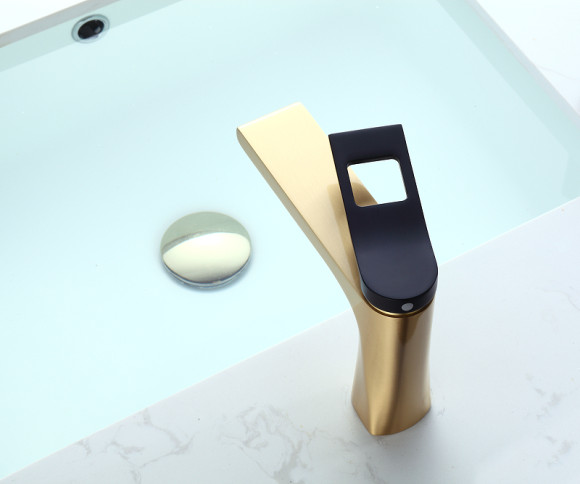 Смеситель для раковины Bronze de Luxe Element EL02GB Матовое золото Черный Смеситель для раковины Bronze de Luxe Element EL02GB Матовое золото Черный