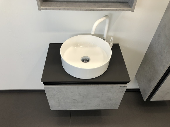 Тумба с раковиной Comforty Эдинбург 60 00-00002782 подвесная Бетон светлый Тумба с раковиной Comforty Эдинбург 60 00-00002782 подвесная Бетон светлый