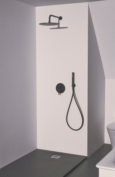 Душевая система Ideal Standard Ceraline BD193XG Черная матовая